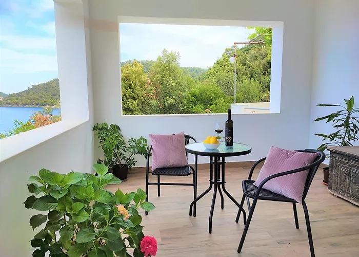 Jole Apartment *